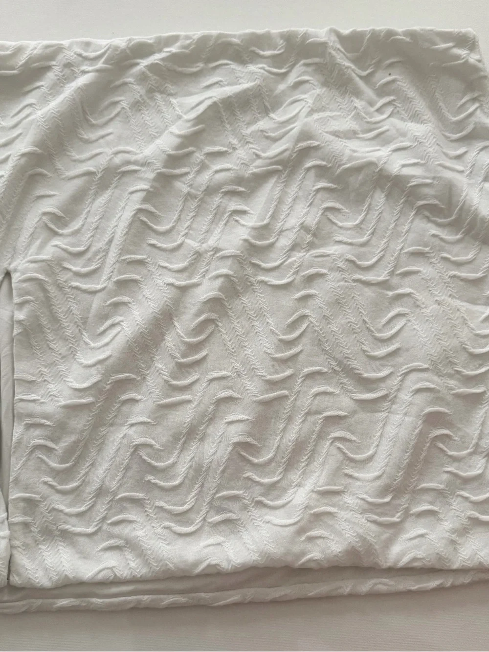 Princess Polly White Textured Wave Throw